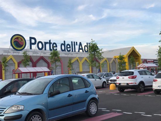 Centro Commerciale Auchan Porte dell'Adige
